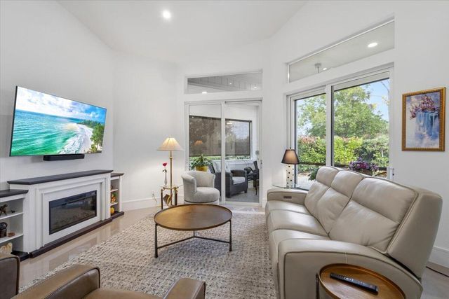 2253 NW Seagrass Drive, Palm City, FL 34990