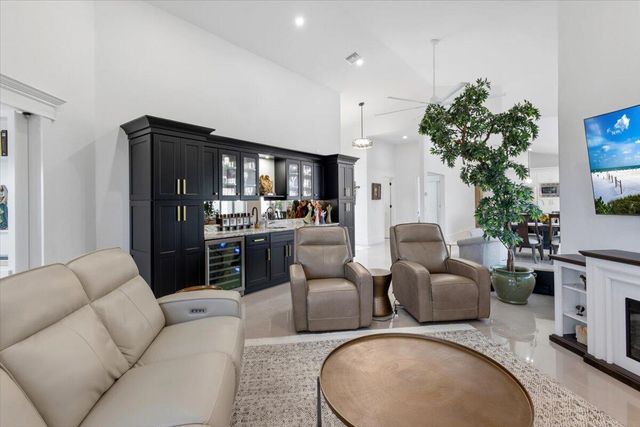 2253 NW Seagrass Drive, Palm City, FL 34990