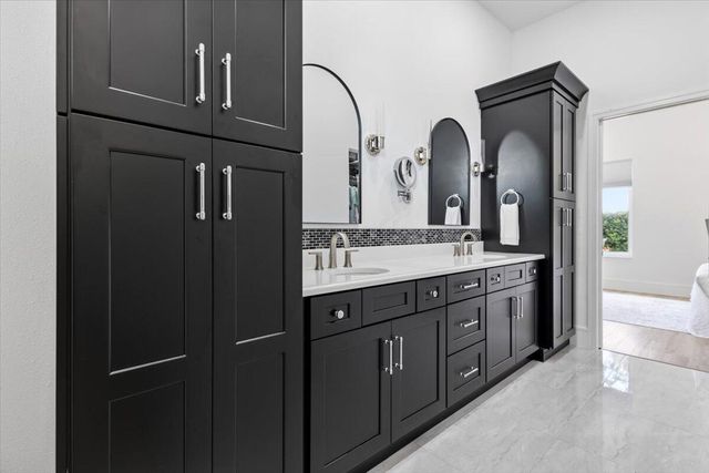 2253 NW Seagrass Drive, Palm City, FL 34990