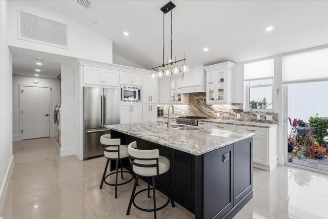 2253 NW Seagrass Drive, Palm City, FL 34990