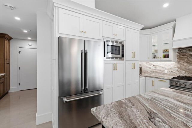 2253 NW Seagrass Drive, Palm City, FL 34990