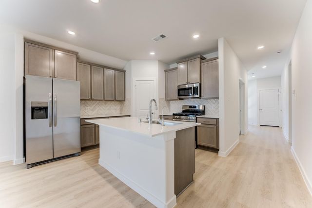 31730 Autumn Spur Lane, Hockley, TX 77447