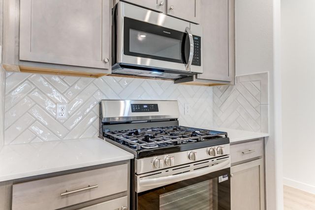 31730 Autumn Spur Lane, Hockley, TX 77447