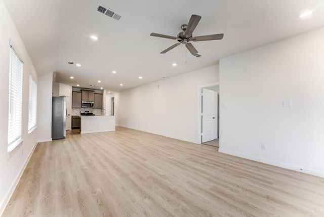 31730 Autumn Spur Lane, Hockley, TX 77447