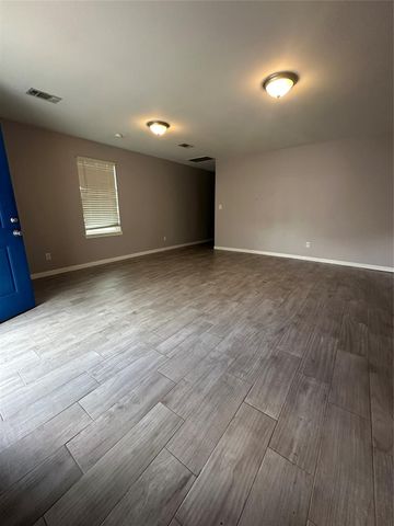 7307 Avenue O 2, Santa Fe, TX 77510