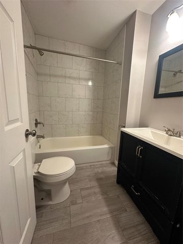 7307 Avenue O 2, Santa Fe, TX 77510