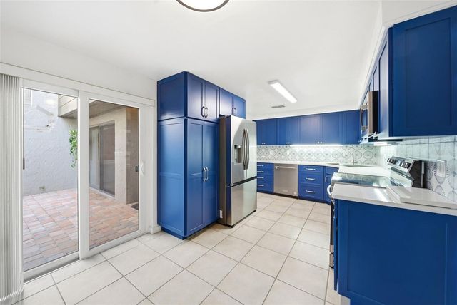 442 MEADOWOOD BOULEVARD, Fern Park, FL 32730