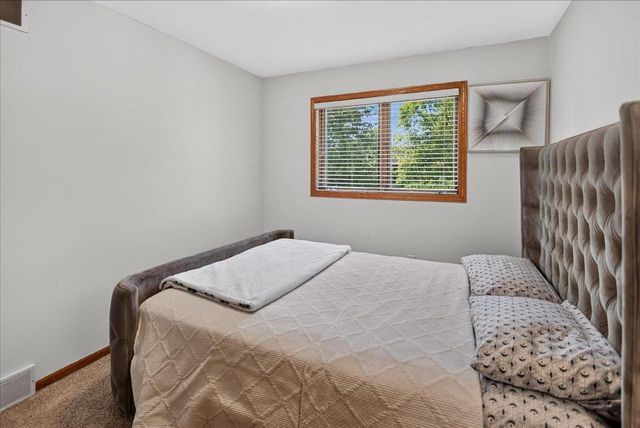 181 N Lexington Parkway, Deforest, WI 53532