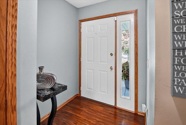 181 N Lexington Parkway, Deforest, WI 53532