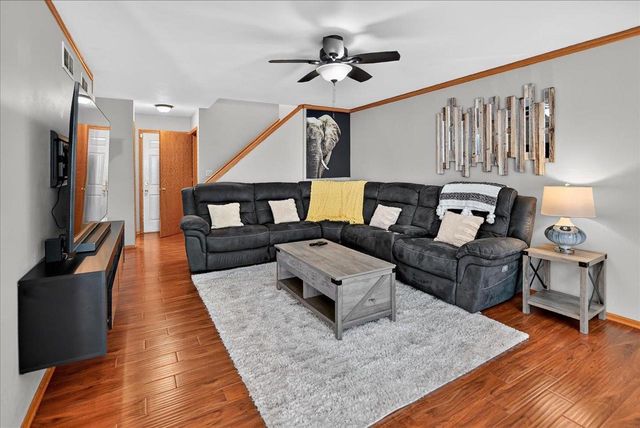 181 N Lexington Parkway, Deforest, WI 53532
