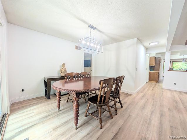 5251 Lin Hill Drive, Swartz Creek, MI 48473