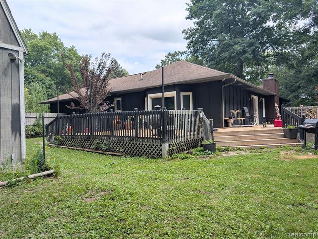 5251 Lin Hill Drive, Swartz Creek, MI 48473