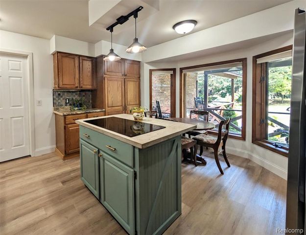 5251 Lin Hill Drive, Swartz Creek, MI 48473