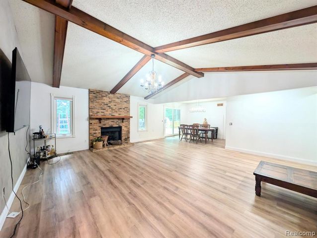 5251 Lin Hill Drive, Swartz Creek, MI 48473