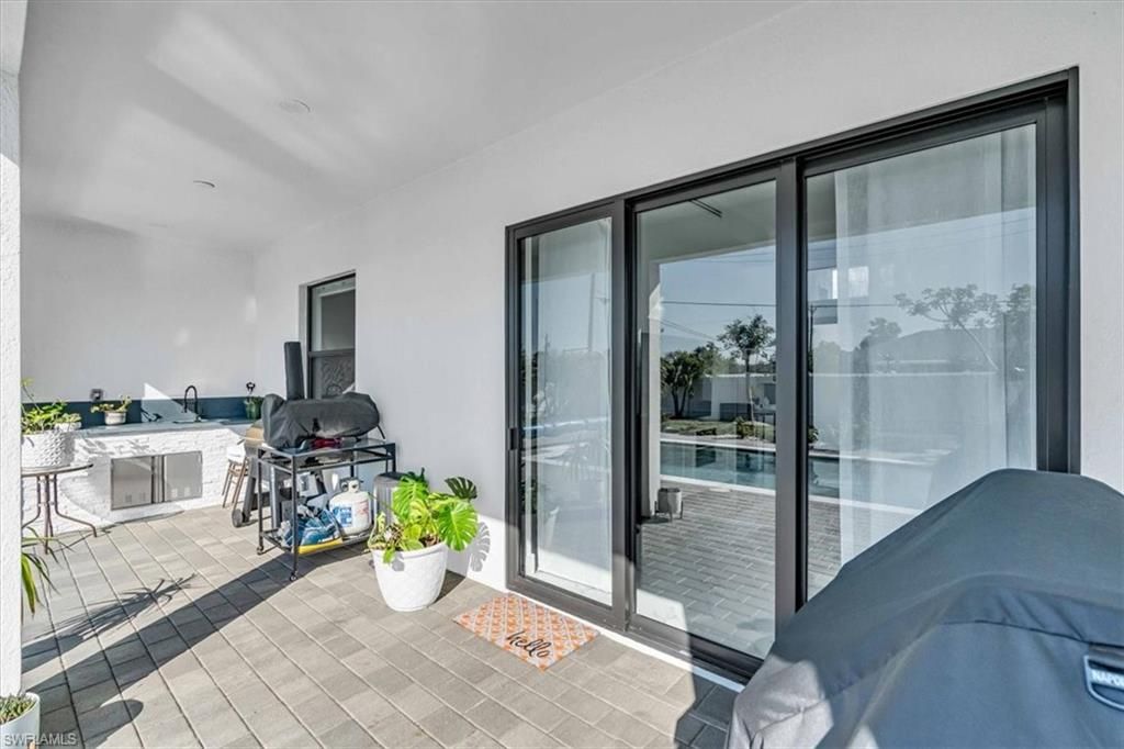 Image 35 of property listing at 116 SE 5th PL, Cape Coral, FL 33990