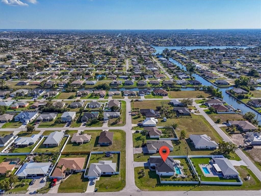 Image 43 of property listing at 116 SE 5th PL, Cape Coral, FL 33990