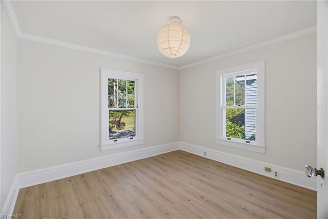 419 S Sunset Drive, Winston-salem, NC 27103