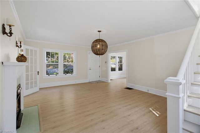 419 S Sunset Drive, Winston-salem, NC 27103