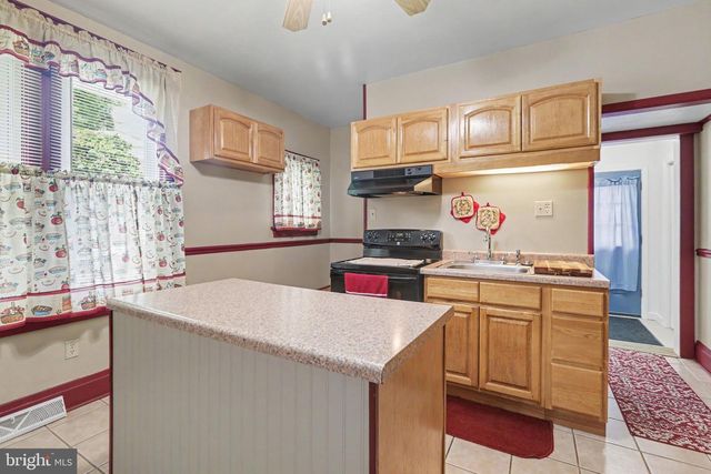 300 S. ENOLA DRIVE, Enola, PA 17025