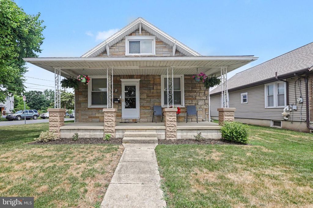 300 S. ENOLA DRIVE, Enola, PA 17025