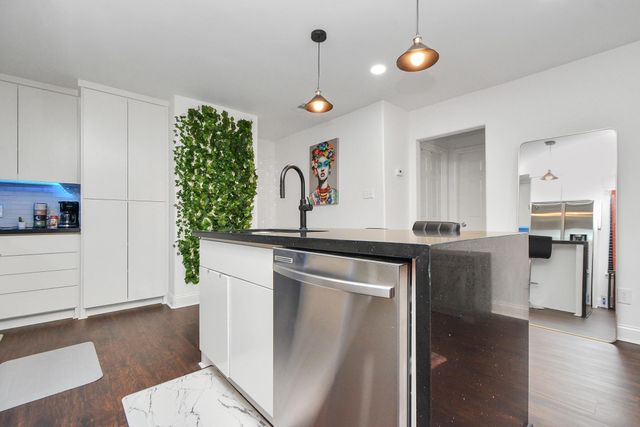 4841 Clover Street, Houston, TX 77033