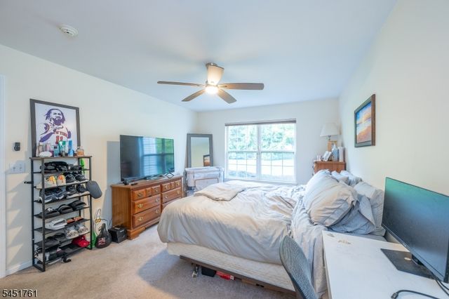 10 Parkside Ct, Wayne Twp., NJ 07470