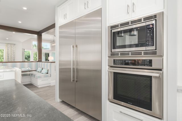 365 8TH Street, Atlantic Beach, FL 32233