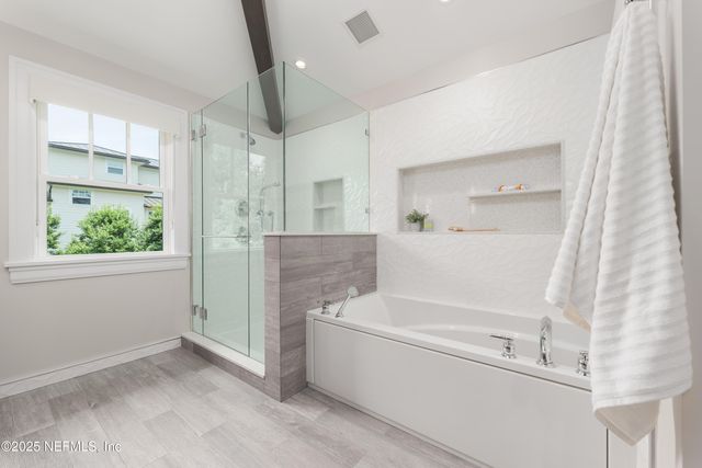 365 8TH Street, Atlantic Beach, FL 32233