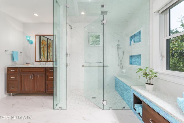 365 8TH Street, Atlantic Beach, FL 32233