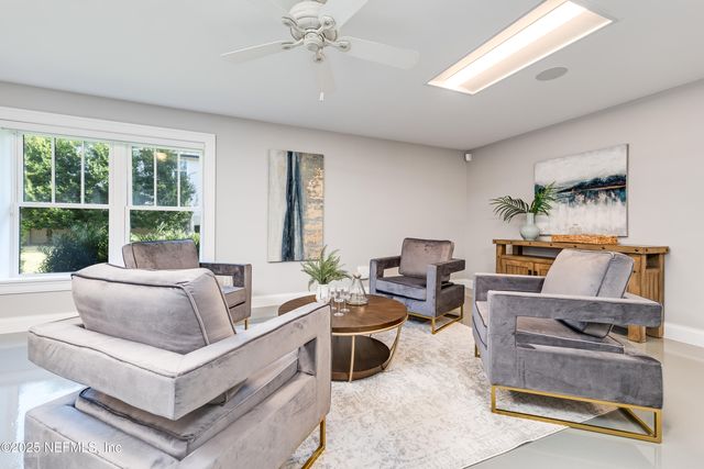 365 8TH Street, Atlantic Beach, FL 32233