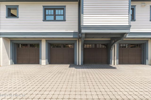 365 8TH Street, Atlantic Beach, FL 32233