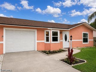 2049 50th ST SW, Naples, FL 34116