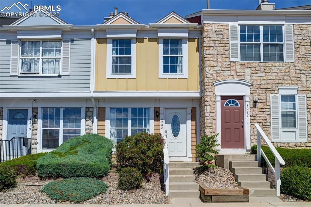 4223 Charleston Drive, Colorado Springs, CO 80916
