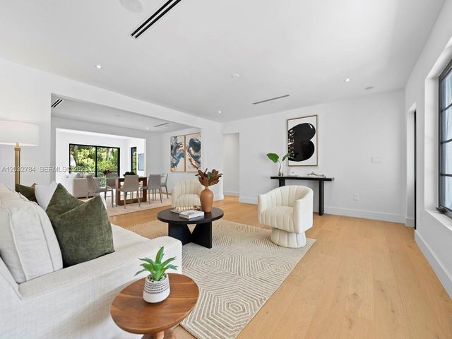 39 Palermo Ave, Coral Gables, FL 33134