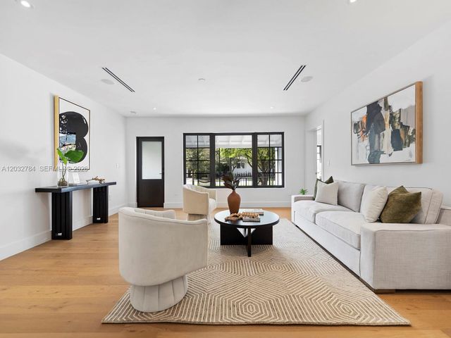 39 Palermo Ave, Coral Gables, FL 33134