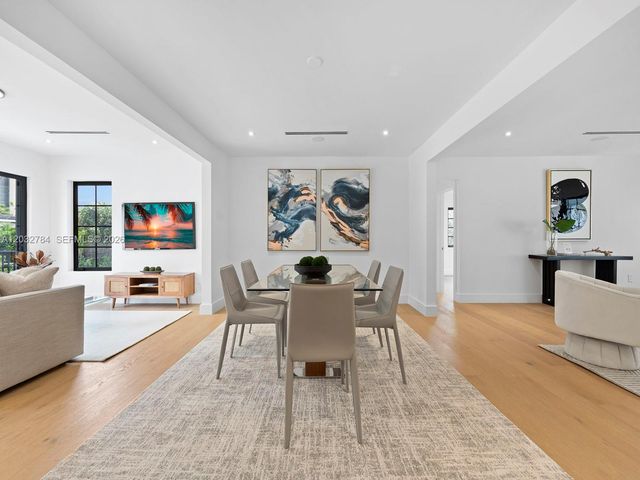 39 Palermo Ave, Coral Gables, FL 33134