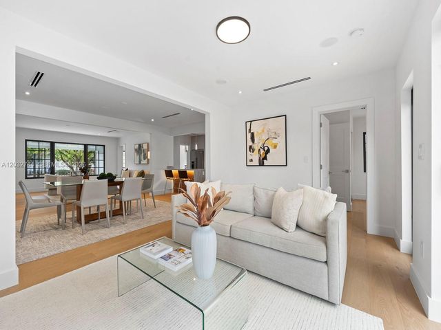 39 Palermo Ave, Coral Gables, FL 33134