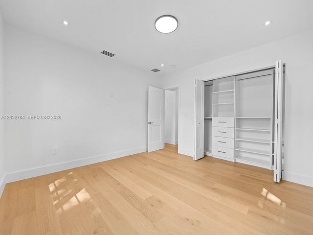 39 Palermo Ave, Coral Gables, FL 33134
