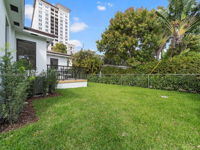 39 Palermo Ave, Coral Gables, FL 33134