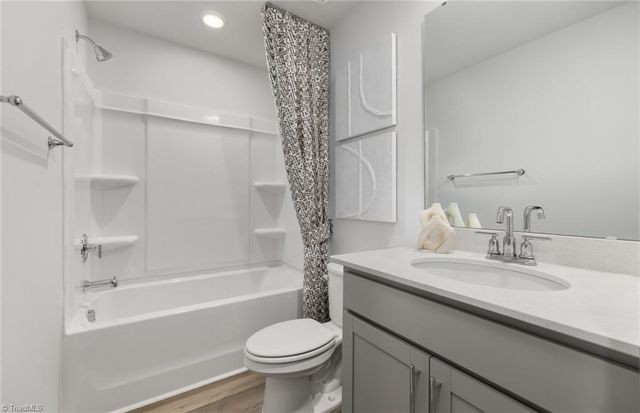 509 Prosecco Drive, Thomasville, NC 27360