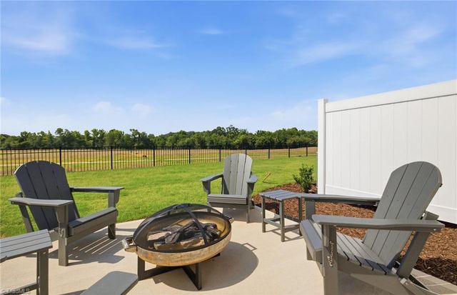 509 Prosecco Drive, Thomasville, NC 27360