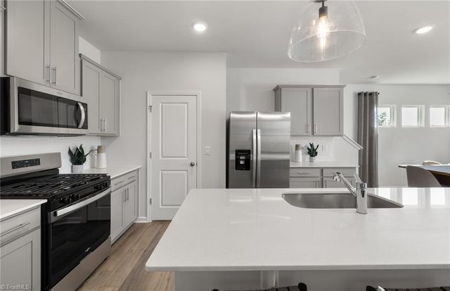 509 Prosecco Drive, Thomasville, NC 27360