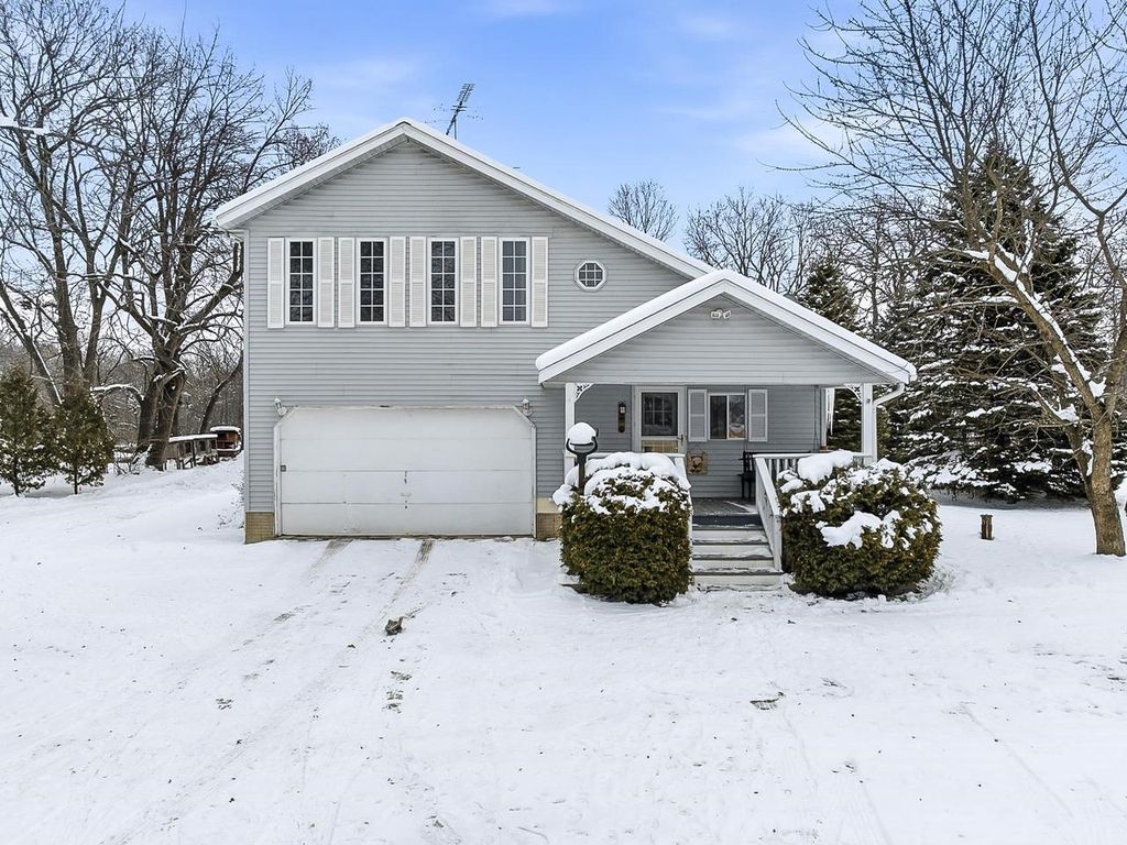 N7294 Manske Road, Lake Mills, WI 53551