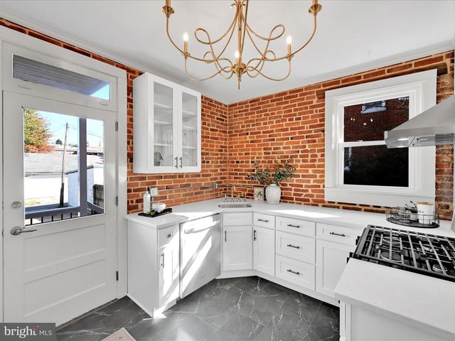 923 EDGEWOOD AVE, Lancaster, PA 17603