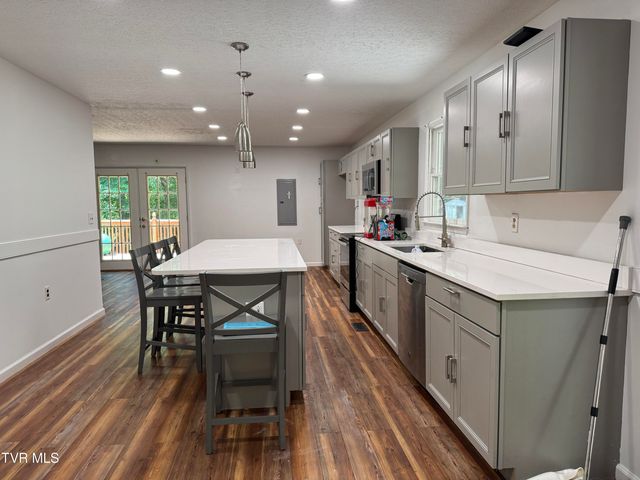 213 Yose Drive, Duffield, VA 24244