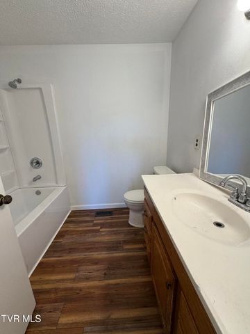 213 Yose Drive, Duffield, VA 24244
