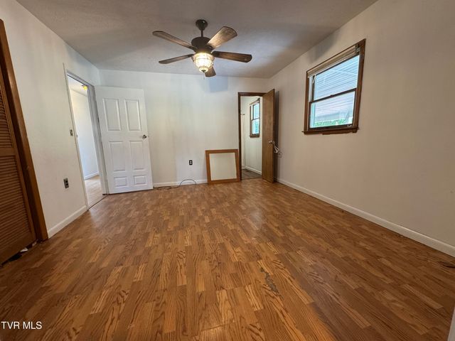 213 Yose Drive, Duffield, VA 24244
