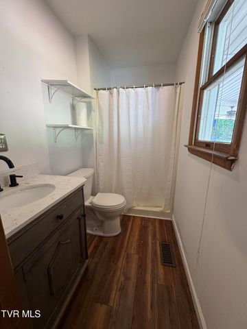 213 Yose Drive, Duffield, VA 24244