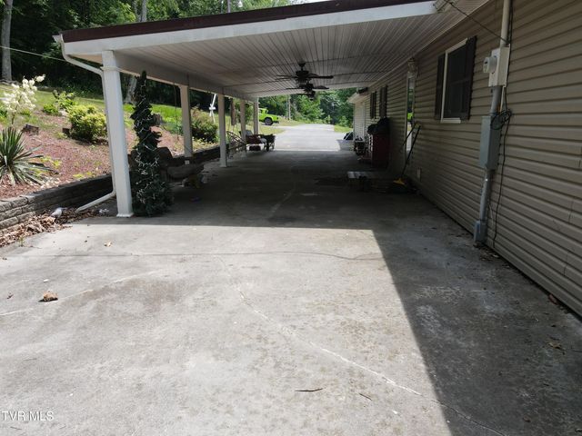 213 Yose Drive, Duffield, VA 24244