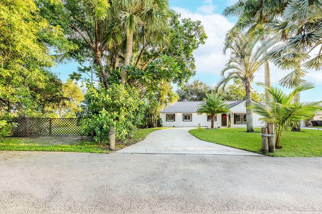 2024 PALMETTO Road, West Palm Beach, FL 33406